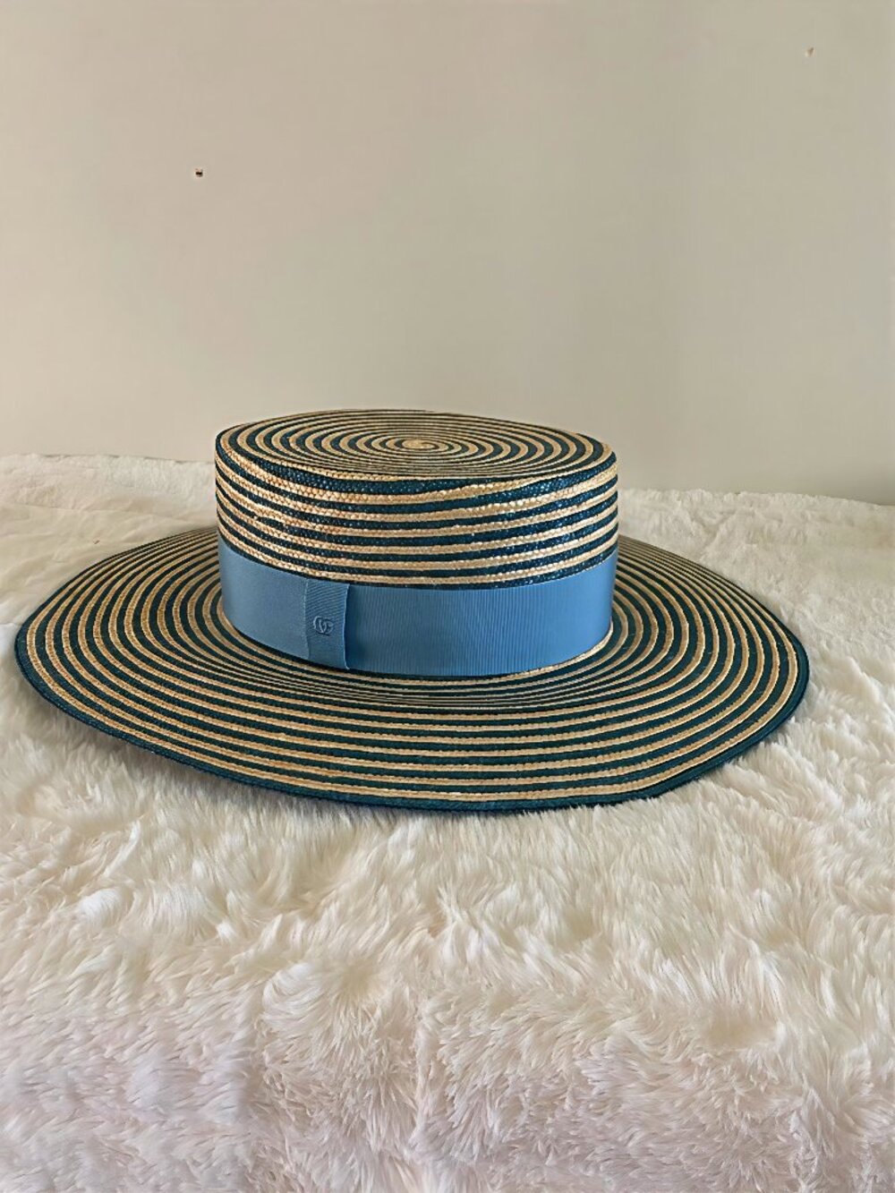 GUCCI Alvy Striped Beige and Light Blue Raffia Straw Hat - PRICE FIRM - Picture 4 of 16